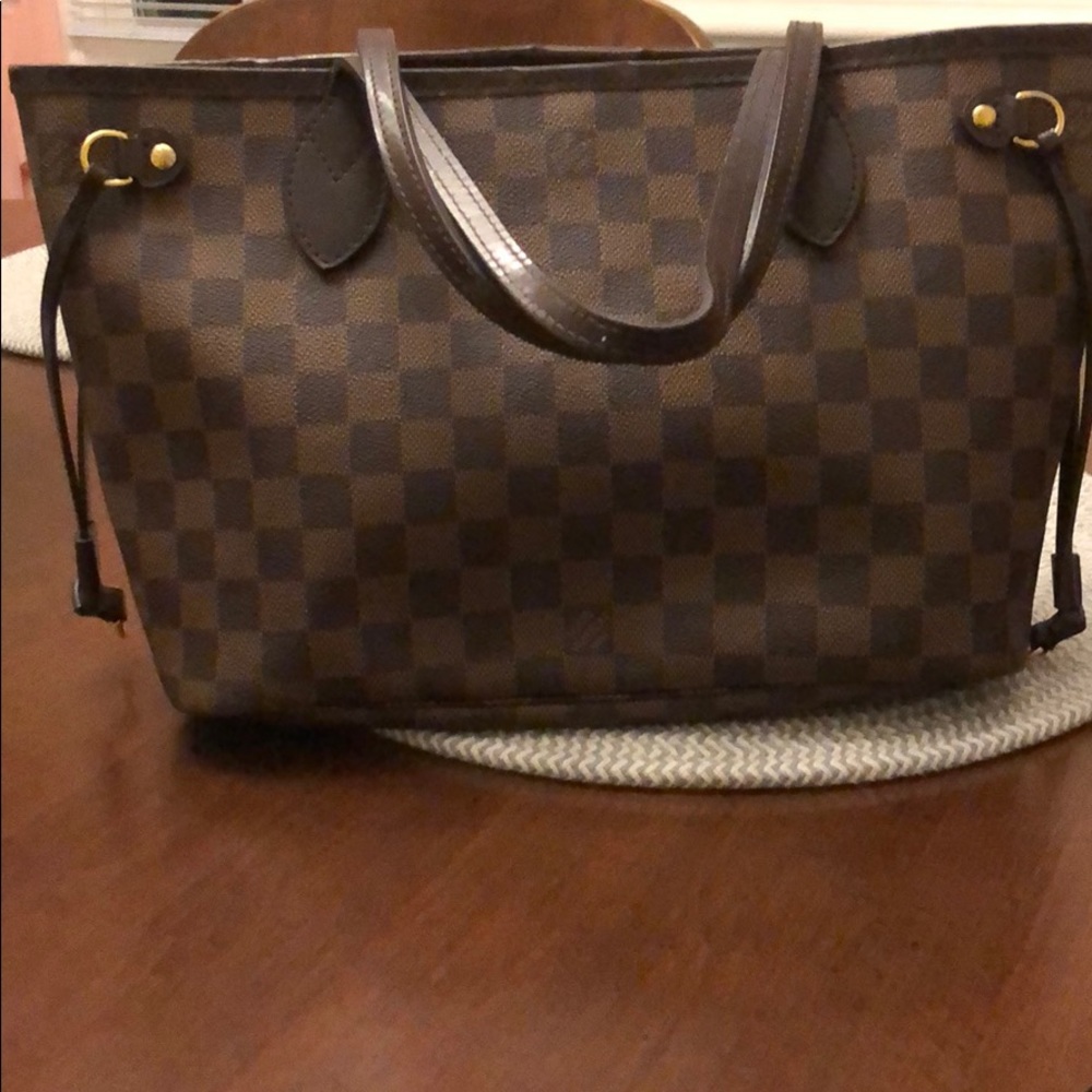 Authentic LV neverfull bag